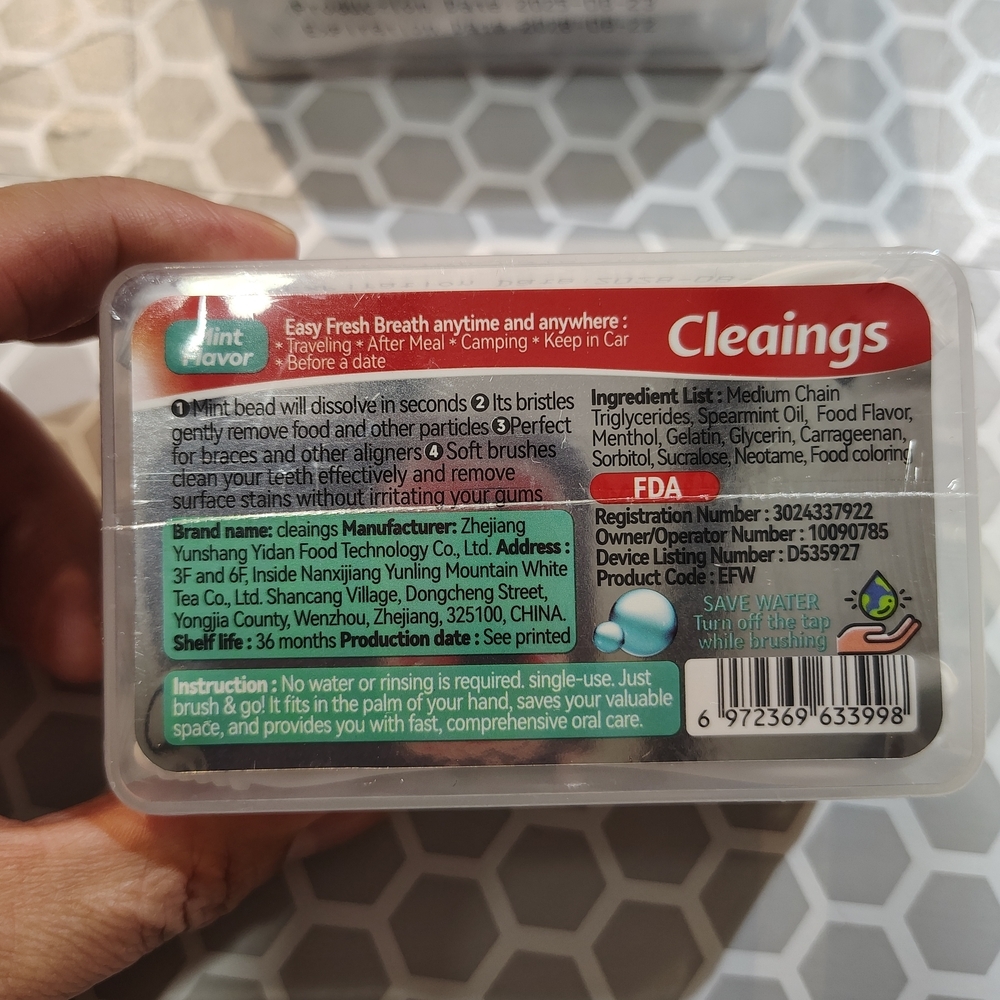 Mini Brushes With Mint Toothpaste (24) - Picture 7 of 9